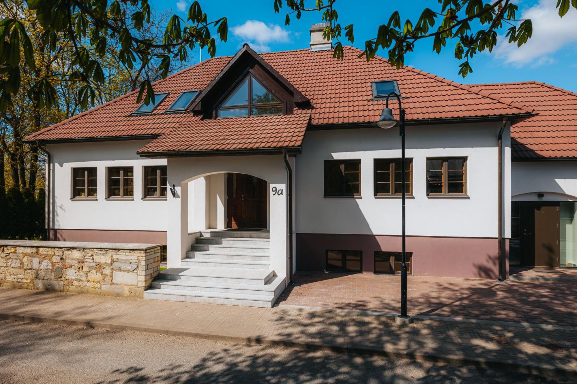 Komandandi Apartments Kuressaare Exterior foto